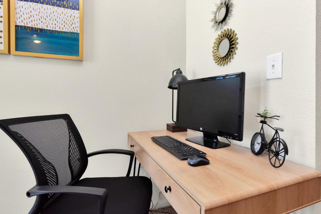 Charming Suite With Gym Near Nrg Medical Center Houston Exterior photo